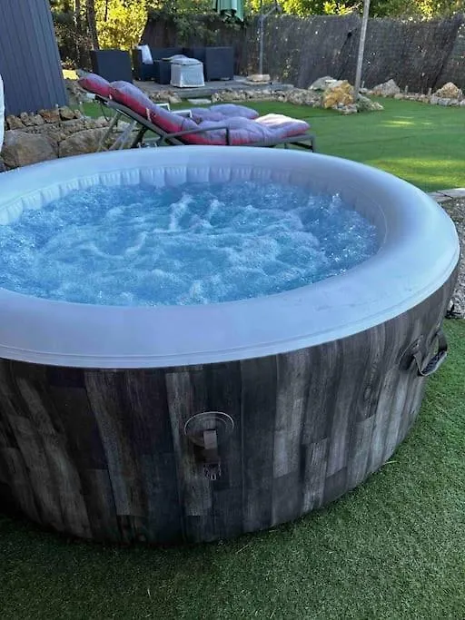 Holiday home Mini House Jaccuzi Campagne Proche Mer&Lac Flayosc
